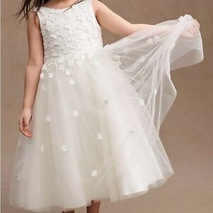 Princess Daliana Carrie Floral Appliqué Low-Back Tulle Flower Girl Dress size 4T